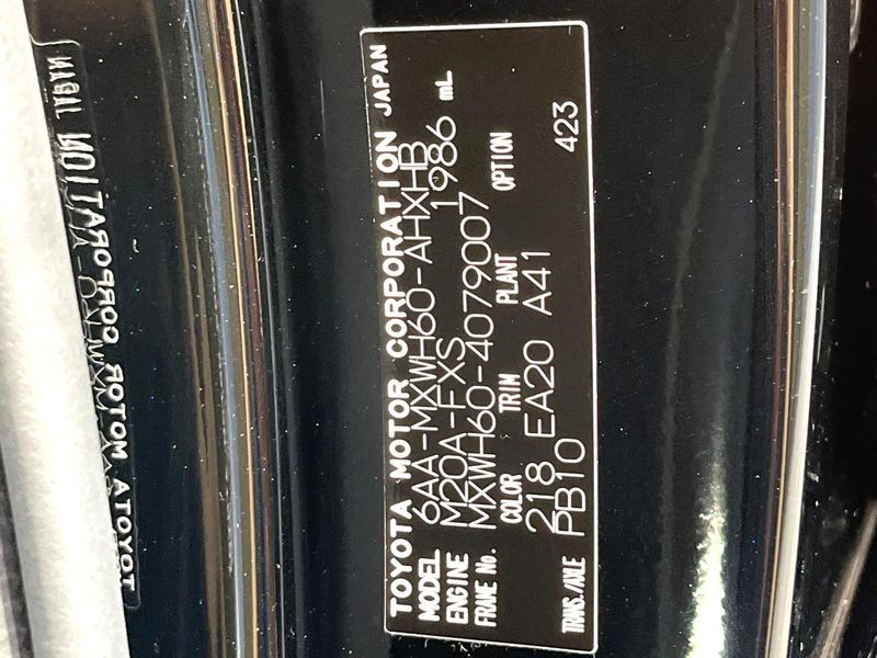 2024 Toyota Prius 6AA-MXWH60 (UW-6aaa0a818a5a3)[1]