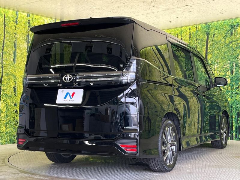 2024 Toyota Voxy 6BA-MZRA90W (UW-6aaa0a914cb62)[18]