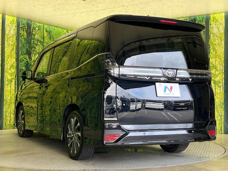 2024 Toyota Voxy 6BA-MZRA90W (UW-6aaa0a914cb62)[16]