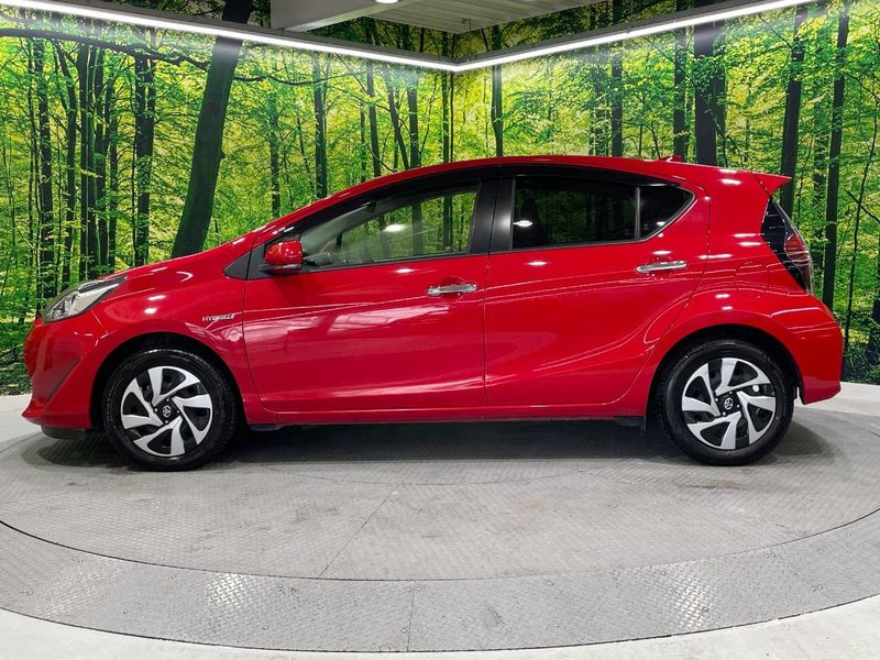 2019 Toyota Aqua DAA-NHP10 (UW-6aaa0a9ce8ff3)[20]