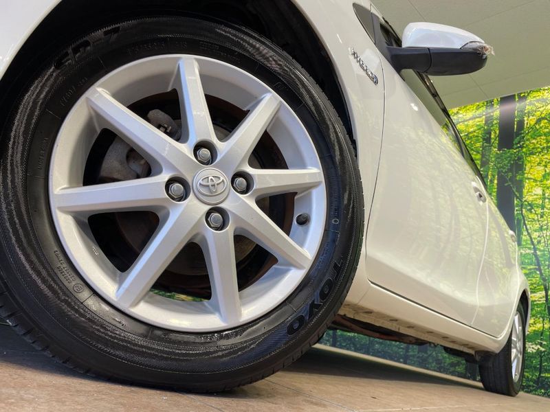 2013 Toyota Aqua DAA-NHP10 (UW-6aaa0a9f268fe)[5]
