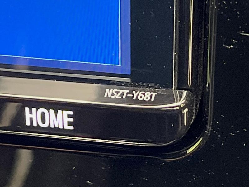 2019 Toyota Aqua DAA-NHP10 (UW-6aaa0aa7ae4e7)[22]