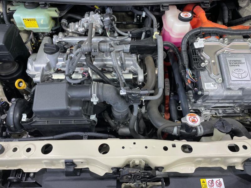 2018 Toyota Aqua DAA-NHP10H (UW-6aaa0aa8332cb)[22]