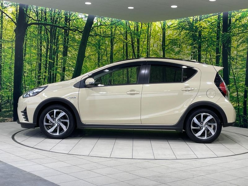 2018 Toyota Aqua DAA-NHP10H (UW-6aaa0aa8332cb)[15]