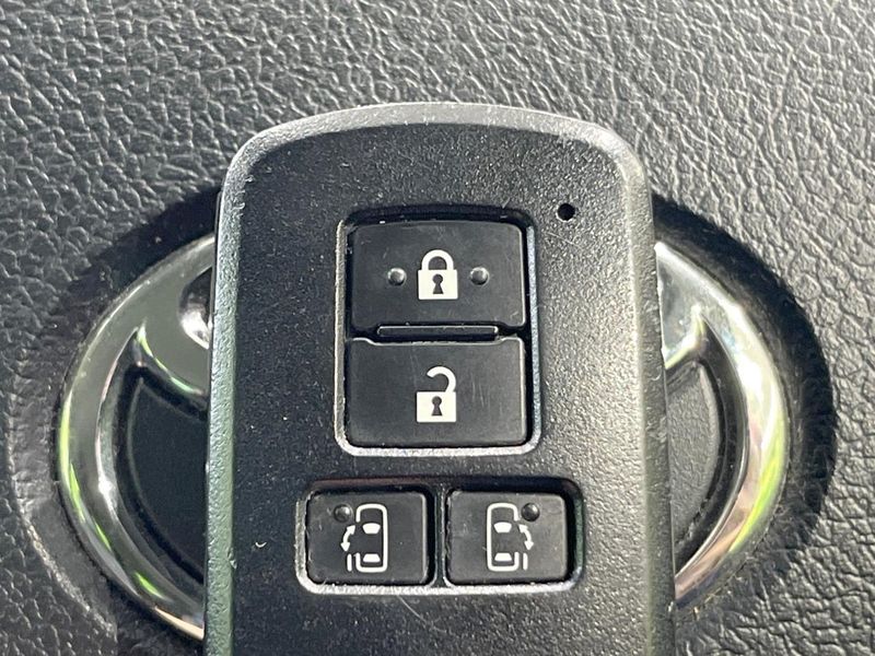 2018 Toyota Sienta DBA-NSP170G (UW-6aaa0ab5a8b73)[28]