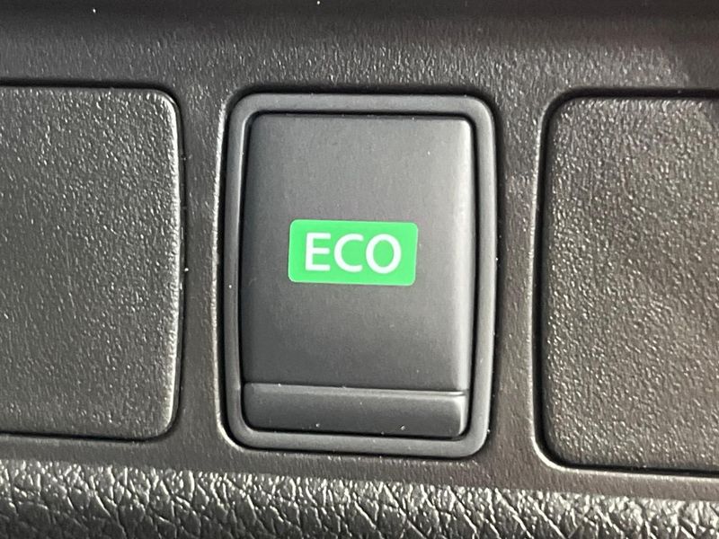 2014 Nissan X-Trail DBA-NT32 (UW-6aaa0abade68f)[25]
