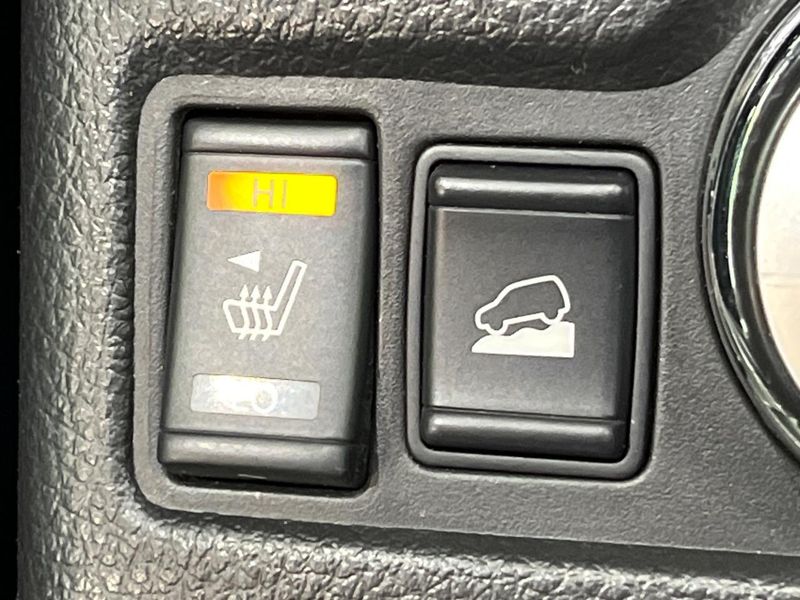 2014 Nissan X-Trail DBA-NT32 (UW-6aaa0abade68f)[14]