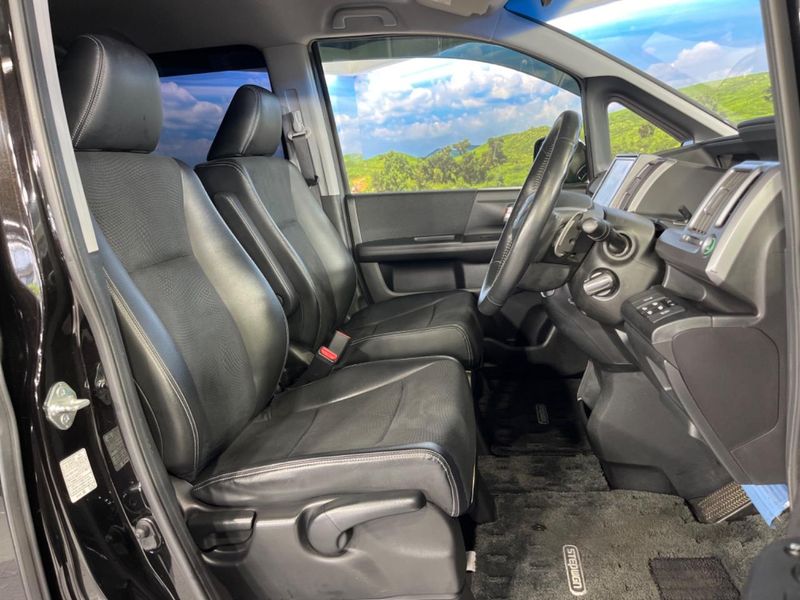 2014 Honda Stepwgn Spada DBA-RK5 (UW-6aaa0acdc7bf7)[27]