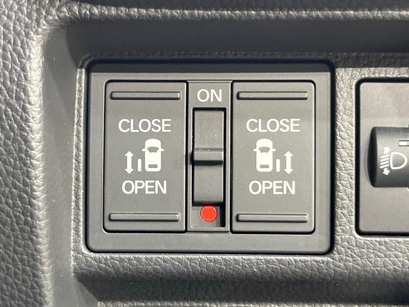 2023 Honda Step Wagon 6AA-RP8 (UW-6aaa0ad2c8103)[16]