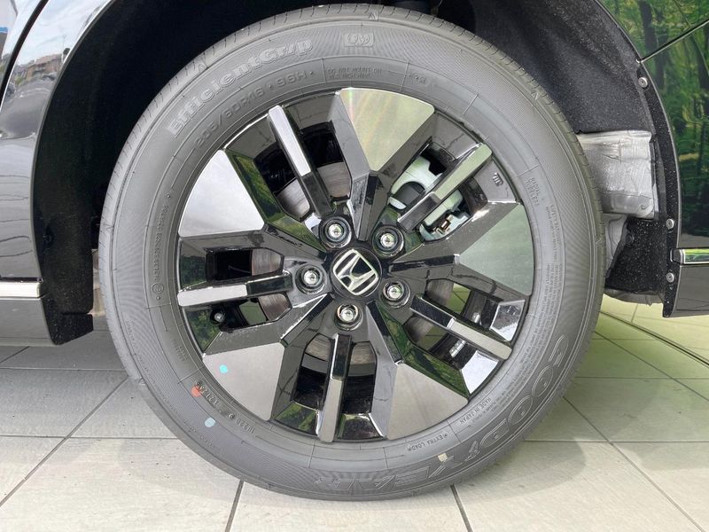 2026 Honda Step Wagon 6AA-RP8 (UW-6aaa0ad5a4b5a)[18]