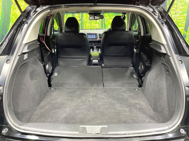 2014 Honda Vezel DAA-RU3 (UW-6aaa0ad7a46b3)[18]