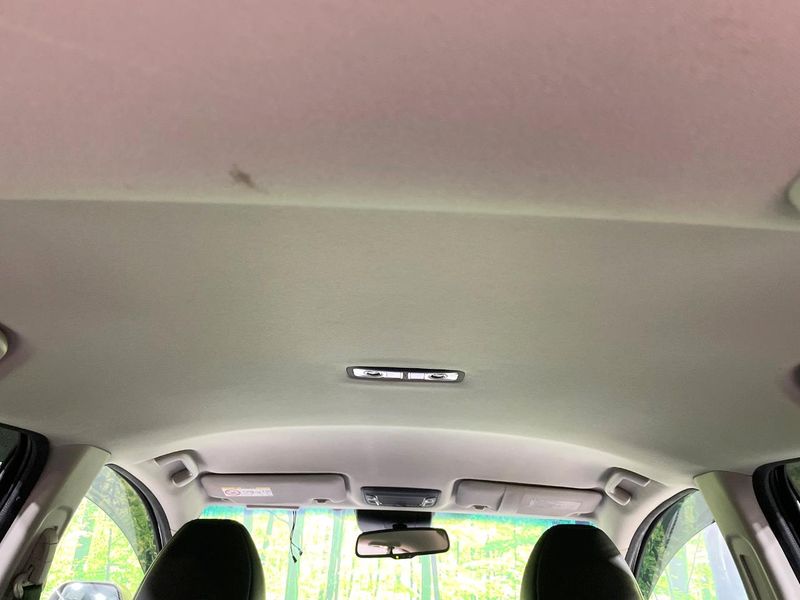 2014 Honda Vezel DAA-RU3 (UW-6aaa0ad7a46b3)[17]