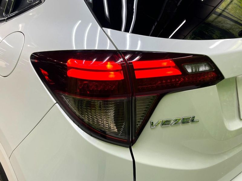 2015 Honda Vezel DAA-RU3 (UW-6aaa0ad8c2465)[26]
