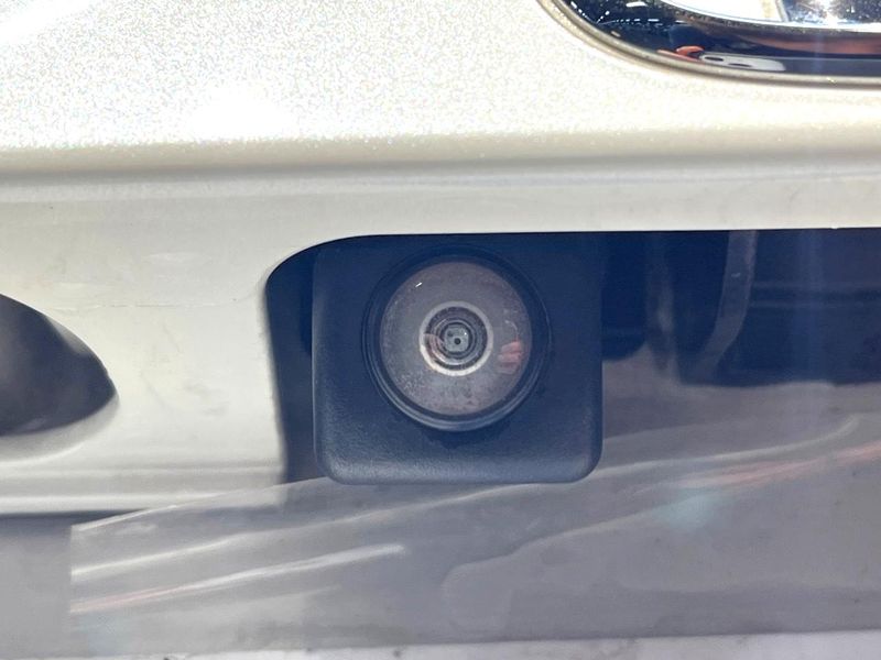 2015 Honda Vezel DAA-RU3 (UW-6aaa0ad8c2465)[14]