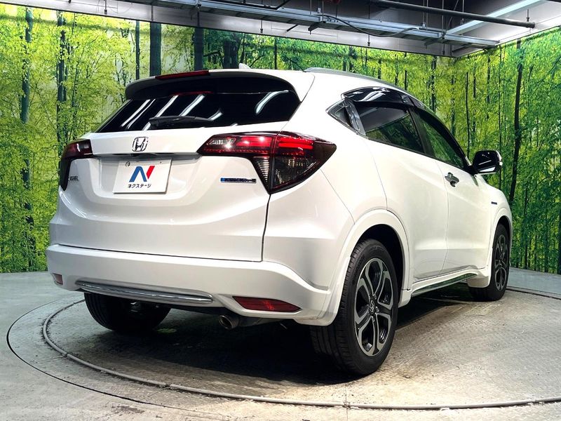2015 Honda Vezel DAA-RU3 (UW-6aaa0ad8c2465)[20]