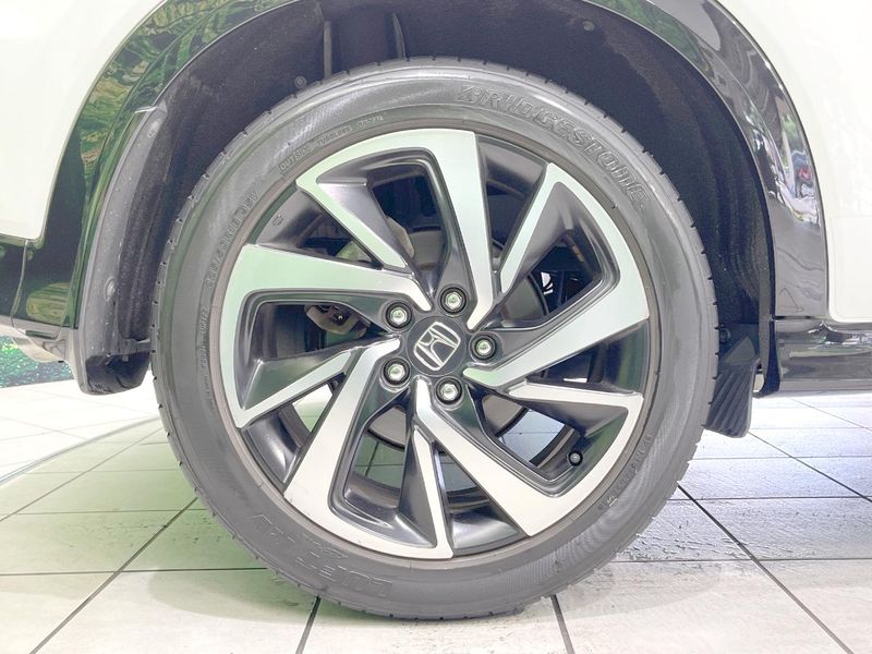 2019 Honda Vezel DAA-RU3 (UW-6aaa0adc456b8)[28]