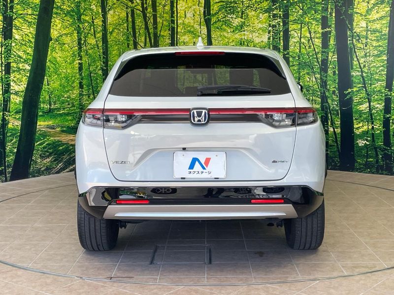 2022 Honda Vezel 6AA-RV5 (UW-6aaa0ae34465a)[14]