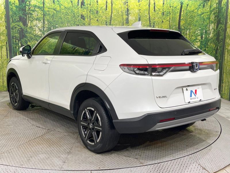 2022 Honda Vezel 6AA-RV5 (UW-6aaa0ae495870)[6]