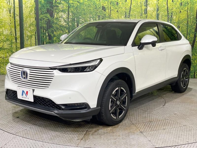 2022 Honda Vezel 6AA-RV5 (UW-6aaa0ae495870)[4]