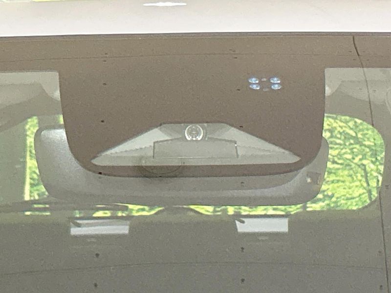 2022 Honda Vezel 6AA-RV5 (UW-6aaa0ae5ce3a7)[5]