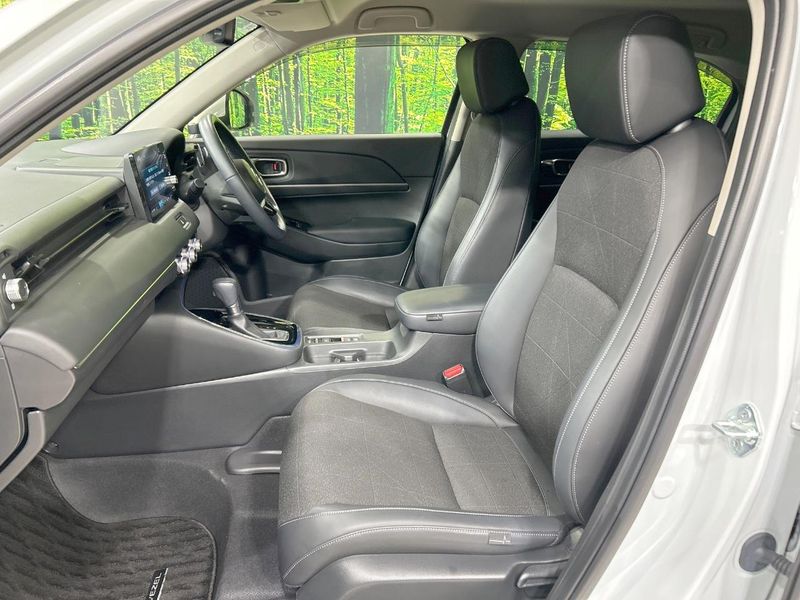 2022 Honda Vezel 6AA-RV5 (UW-6aaa0ae5ce3a7)[20]