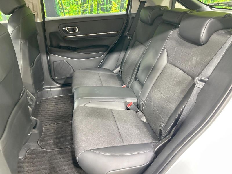 2022 Honda Vezel 6AA-RV5 (UW-6aaa0ae5ce3a7)[21]