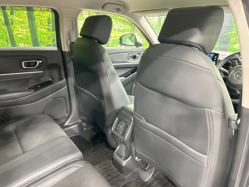 2022 Honda Vezel 6AA-RV5 (UW-6aaa0ae5ce3a7)[23]