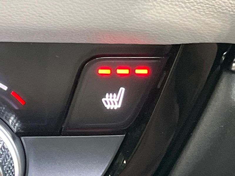 2023 Honda Vezel 6AA-RV5 (UW-6aaa0ae7870c0)[12]