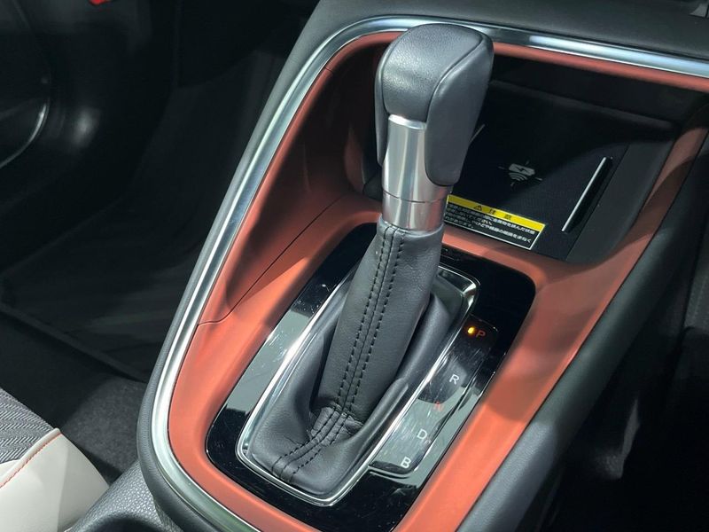 2023 Honda Vezel 6AA-RV5 (UW-6aaa0ae7870c0)[13]