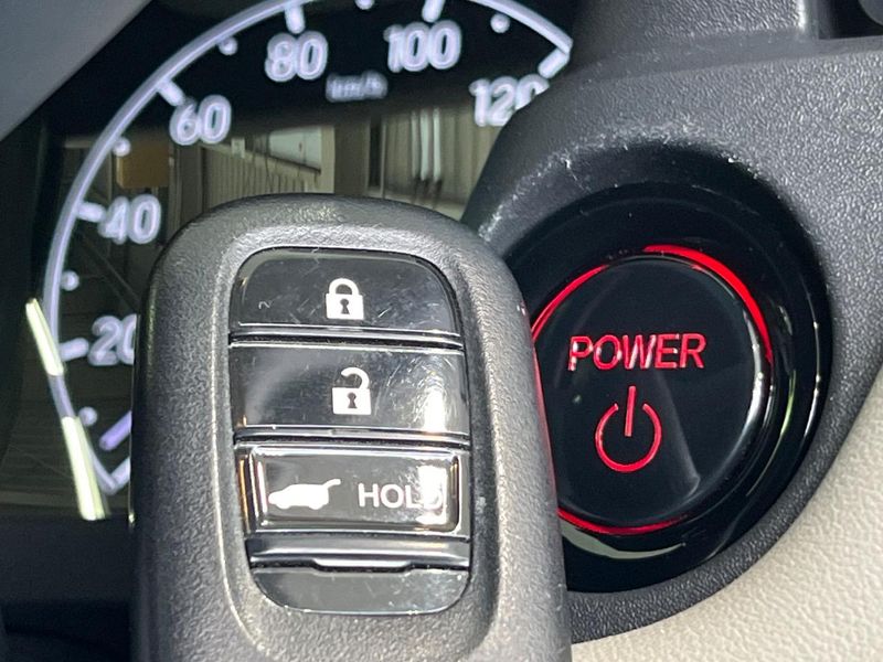 2023 Honda Vezel 6AA-RV5 (UW-6aaa0ae7870c0)[29]