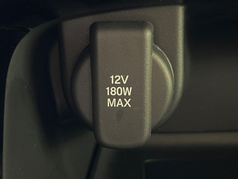 2023 Honda Vezel 6AA-RV5 (UW-6aaa0ae8a2e49)[12]