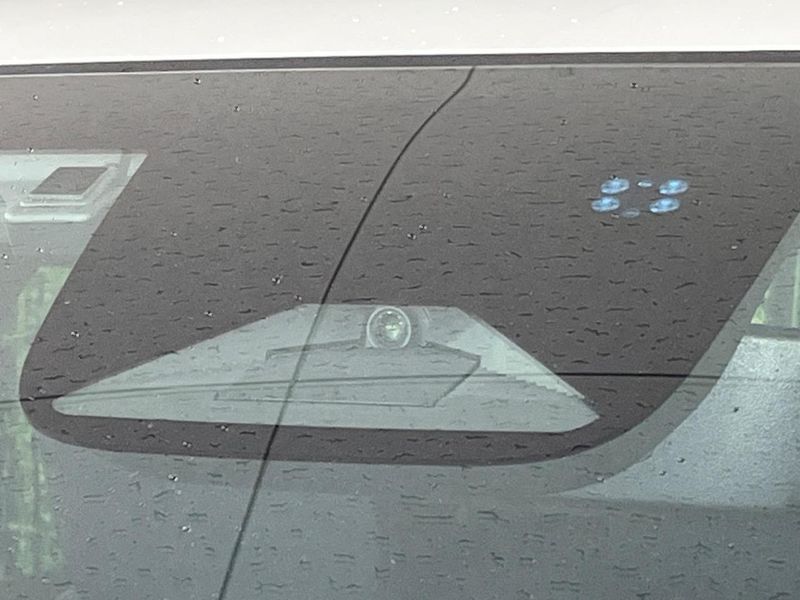 2023 Honda Vezel 6AA-RV6 (UW-6aaa0af114a6e)[16]