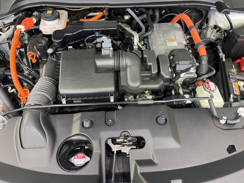 2023 Honda Vezel 6AA-RV6 (UW-6aaa0af114a6e)[8]