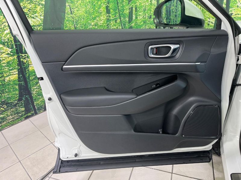 2023 Honda Vezel 6AA-RV6 (UW-6aaa0af114a6e)[18]