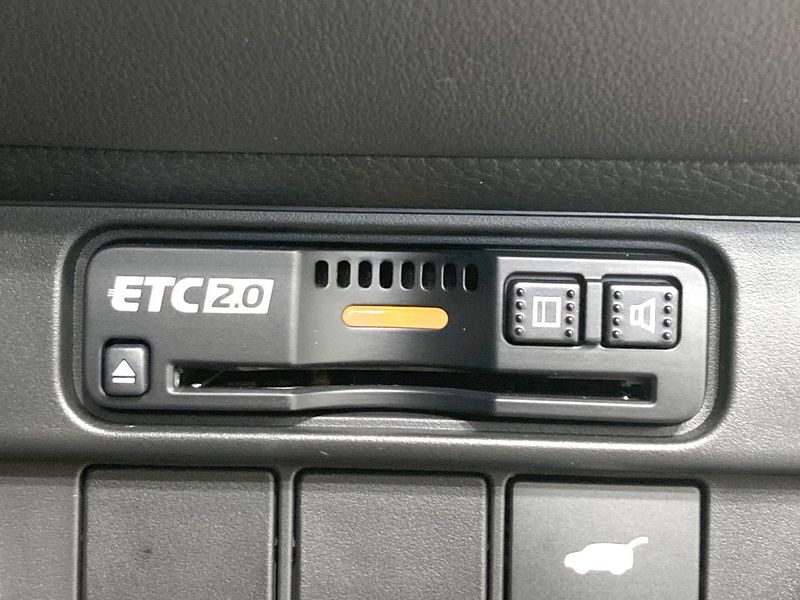 2023 Honda ZR-V 6AA-RZ4 (UW-6aaa0af458ec3)[19]