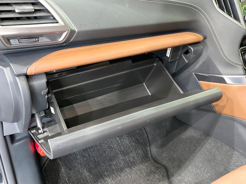 2018 Subaru Forester 5AA-SKE (UW-6aaa0b093f8df)[28]