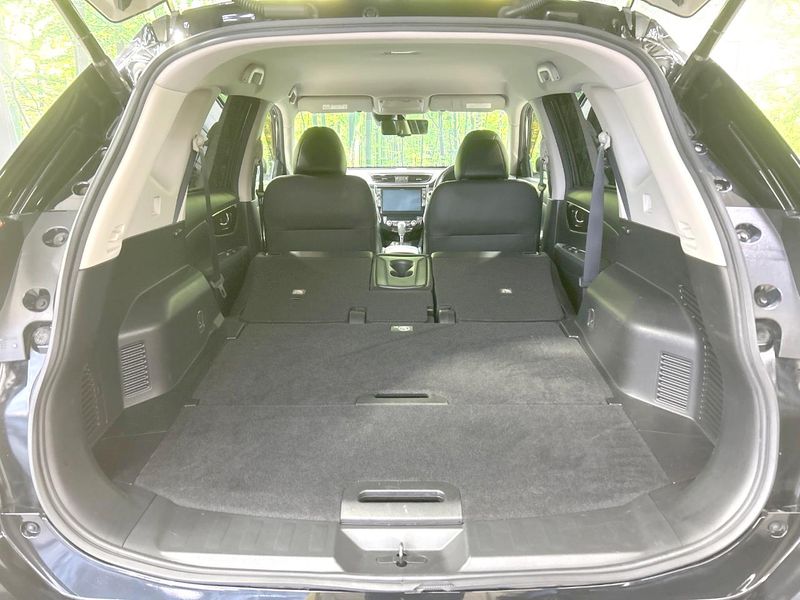 2019 Nissan X-Trail DBA-T32 (UW-6aaa0b12cc3aa)[11]
