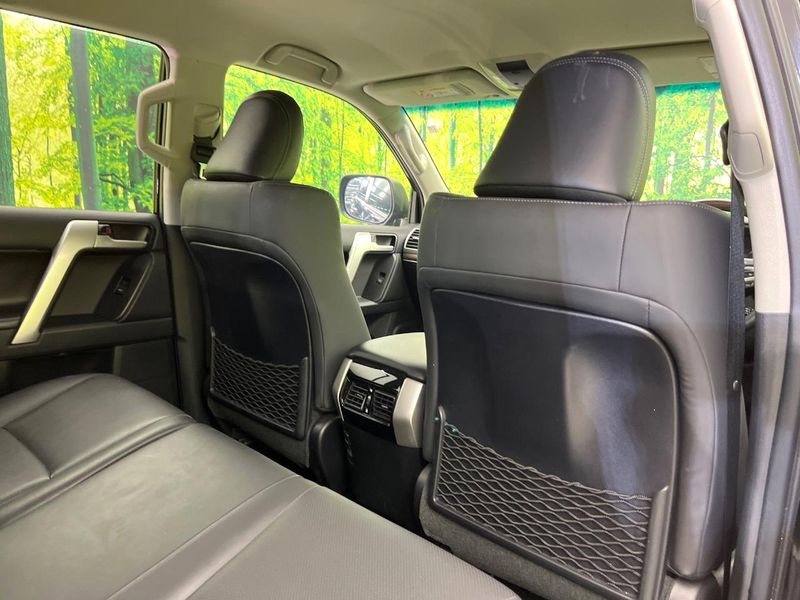 2021 Toyota Land Cruiser Prado 3BA-TRJ150W (UW-6aaa0b1a6358c)[29]