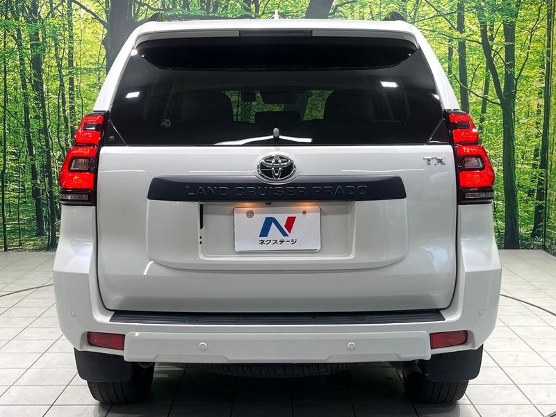 2022 Toyota Land Cruiser Prado 3BA-TRJ150W (UW-6aaa0b1d79f6a)[23]