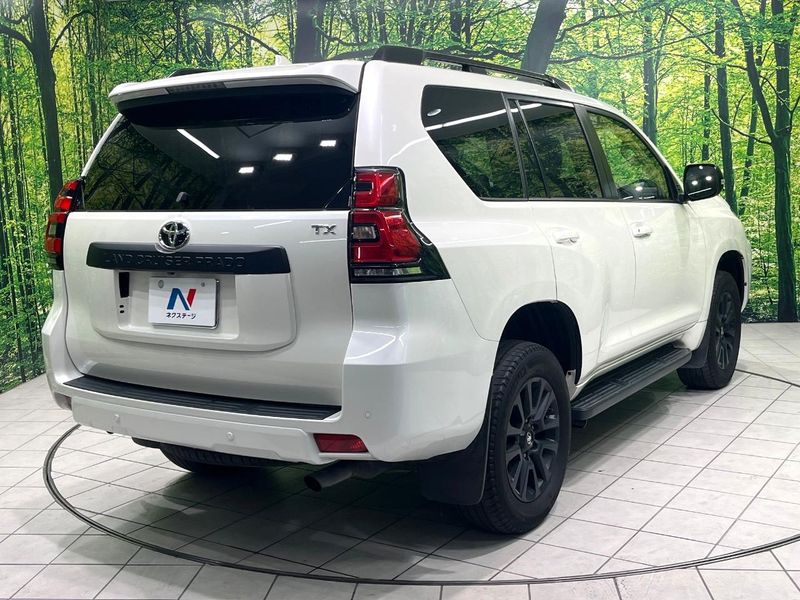 2022 Toyota Land Cruiser Prado 3BA-TRJ150W (UW-6aaa0b1d79f6a)[9]