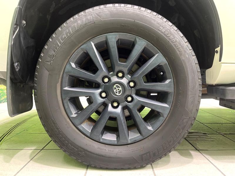 2022 Toyota Land Cruiser Prado 3BA-TRJ150W (UW-6aaa0b1d79f6a)[21]