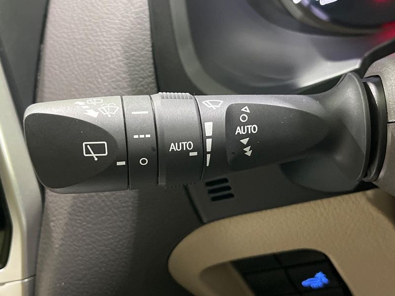 2023 Toyota Land Cruiser Prado 3BA-TRJ150W (UW-6aaa0b218a8f2)[28]