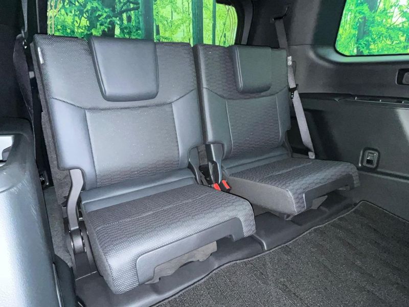 2025 Toyota Land Cruiser 250 3BA-TRJ250W (UW-6aaa0b28dab19)[25]