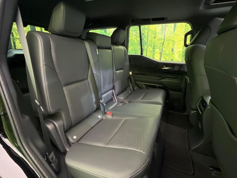 2025 Toyota Land Cruiser 250 3BA-TRJ250W (UW-6aaa0b28dab19)[23]