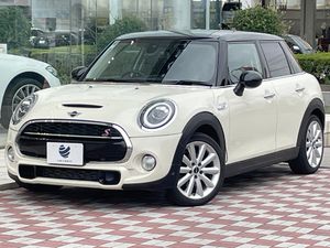 2019 Rover Mini DBA-XU20M