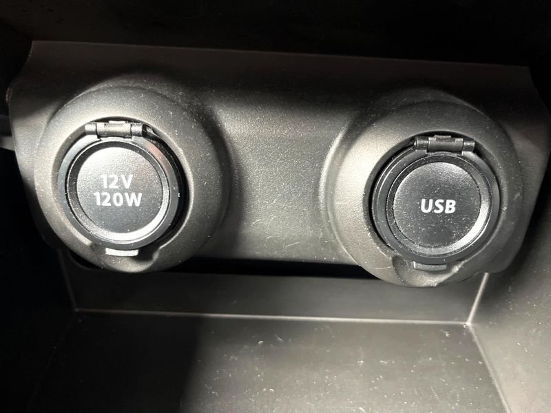 2021 Suzuki Swift 5BA-ZC83S (UW-6aaa0b64ca6d5)[25]