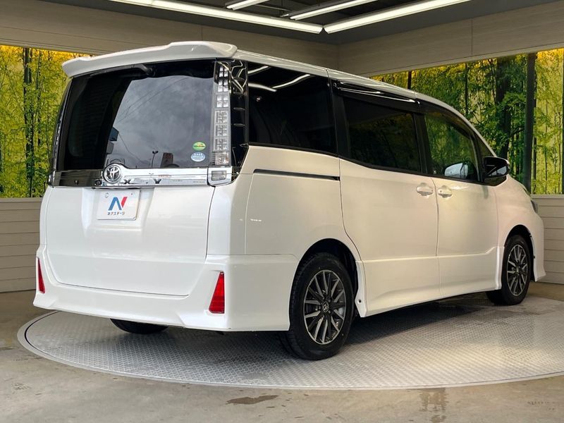2014 Toyota Voxy DBA-ZRR80W (UW-6aaa0b701ed47)[23]