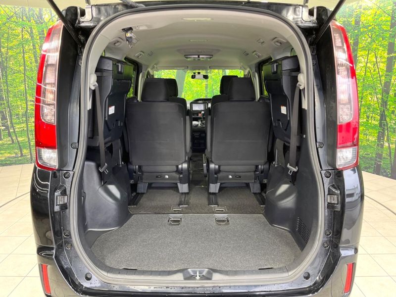 2014 Toyota Noah DBA-ZRR80G (UW-6aaa0b70514c4)[21]