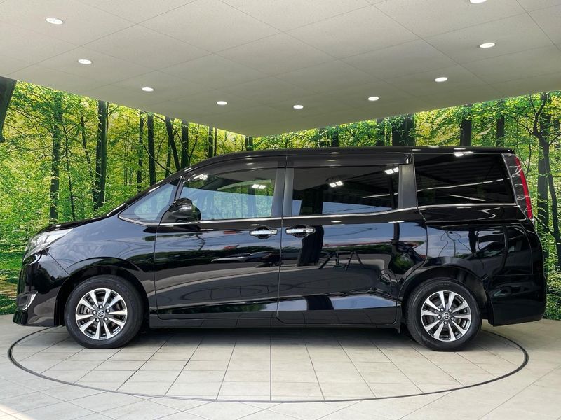 2017 Toyota Esquire DBA-ZRR80G (UW-6aaa0b75c550d)[6]