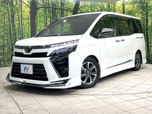 2017 Toyota Voxy DBA-ZRR80W